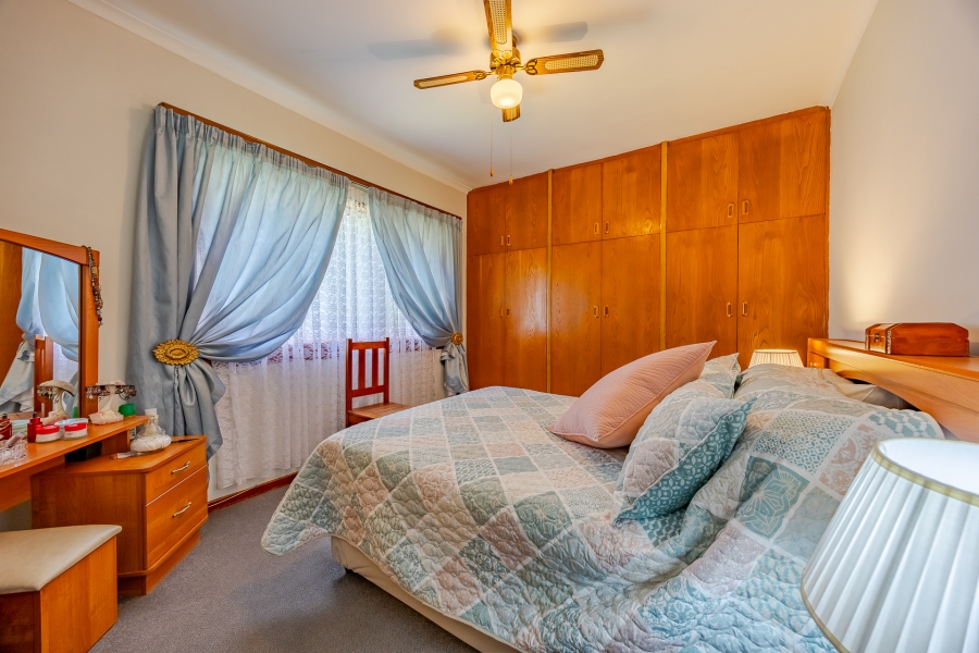 3 Bedroom Property for Sale in Bothasig Western Cape